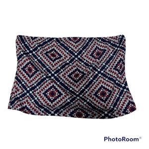 ♦️RUE 21: Women’s size M, navy blue/red/white pattern bandeau, barely worn♦️